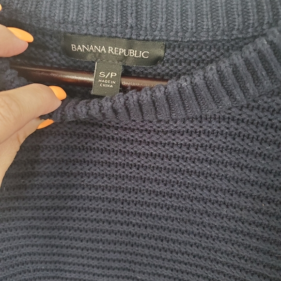 Banana Republic Ruffle shoulder sleeve knit sweater Ladies sz. S - Picture 3 of 7